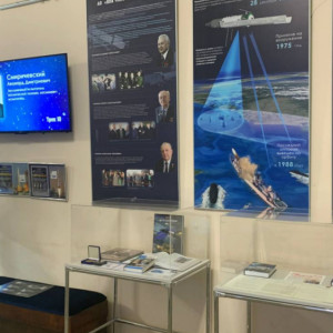 Во Владимире показали космический корабль изнутри