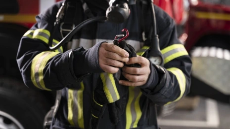 В Коврове спасатели вытащили труп мужчины из теплотрассы