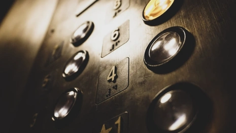 В Коврове до конца года заменят 72 лифта 