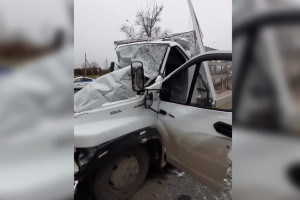 Водителя ГАЗели зажало в кабине после ДТП на М-7 под Ковровом