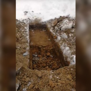 На скандально известном владимирском кладбище под Соколом появилась вторая могила