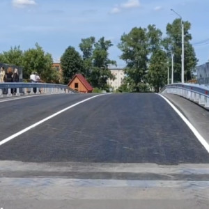 В Камешково открыли мост через железную дорогу
