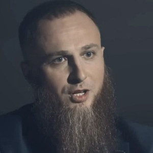 Подозреваемый в домогательствах владимирский многоженец попросил прекратить уголовное дело