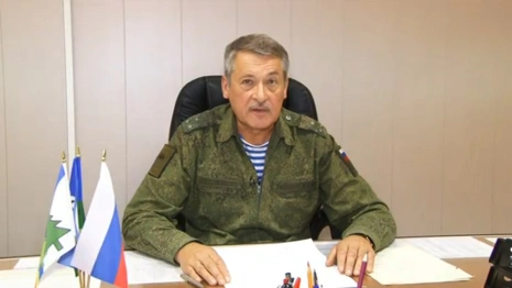 Военный комиссар получил предупреждение за объявление запрета выезда мужчин из Радужного