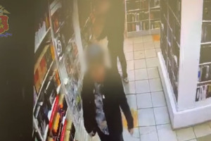 Владимирские полицейские поймали укравших коллекционные комиксы жителей Уфы