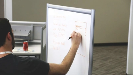 Стали известны самые «счастливые» профессии во Владимирской области