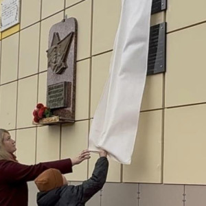 В школе №1 в Петушках открыли памятные таблички в честь троих бойцов СВО