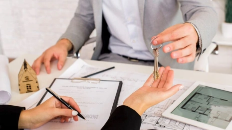 Россиянам до 35 лет могут компенсировать половину аренды жилья
