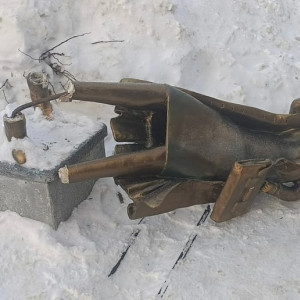 Во Владимире уничтожили памятник женщине-сыщику