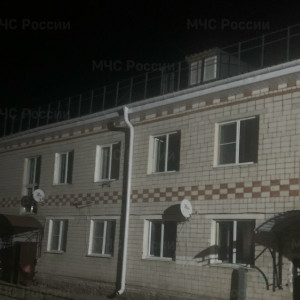 В селе Камешковского района женщина пострадала при пожаре в 2-этажном доме