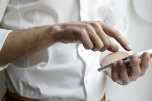 Мошенники начали разводить жителей Владимирской области с помощью QR-кодов