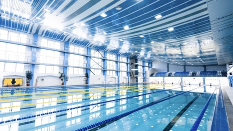 В поселке под Петушками ограничили время бесплатного посещения бассейна для многодетных