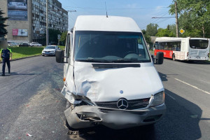 Во владимирском микрорайоне Доброе 5 человек пострадали в ДТП