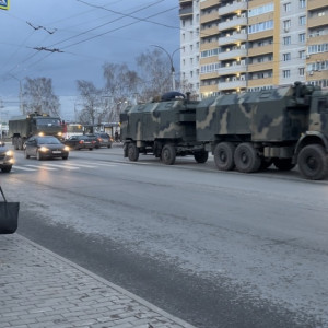 По Владимиру проехала военная колонна