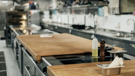 Во Владимире объединят двоих поставщиков питания в школы