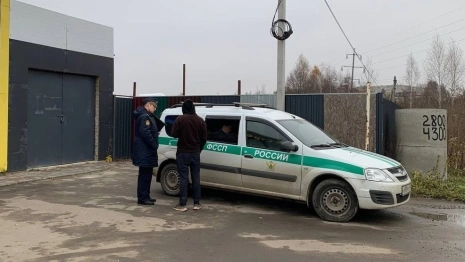 В Александровском районе устроили охоту на должников