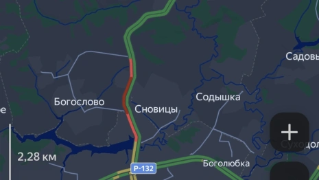 Автомобилисты встали в пробках на двух въездах во Владимир