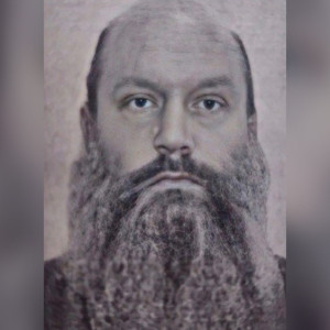 Волонтеры объявили поиски мужчины с длинной бородой во Владимирской области