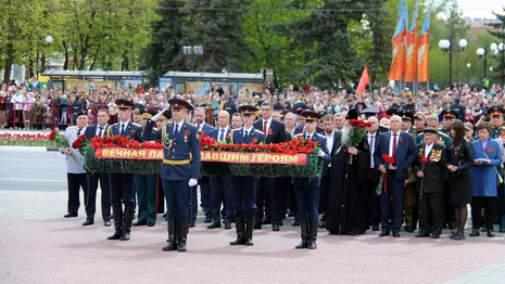 Парад, множество цветов и светлая память. Как во Владимирской области отметили День Победы