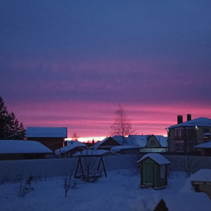 Небо над Владимирской областью окрасилось в малиновые и сиреневые цвета 