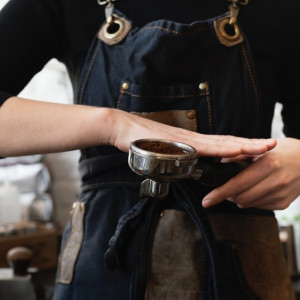 Во Владимире бизнесмен оставил без зарплаты бариста-подростка