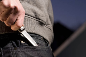 Жителя Мурома будут судить за нападение с ножом на брата