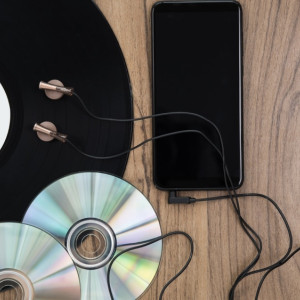 Жительницу Краснодарского края будут судить за кражу шубы и DVD-плеера