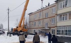 Управляющую компанию оштрафуют за обрушение крыши жилого дома в Лакинске