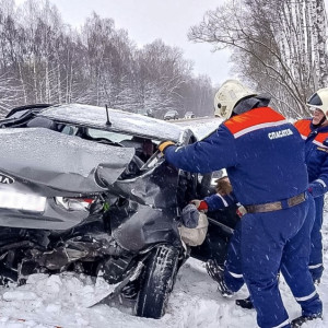 Пассажирка сломала ключицу после столкновения двух иномарок на трассе М-7 под Владимиром