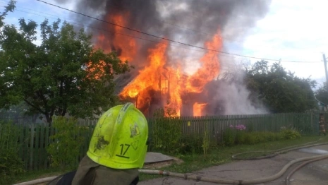 На пожаре под Александровом погиб 69-летний мужчина