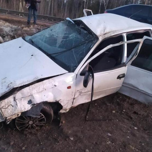 На южном объезде Владимира перевернулось авто: один погибший и трое пострадавших