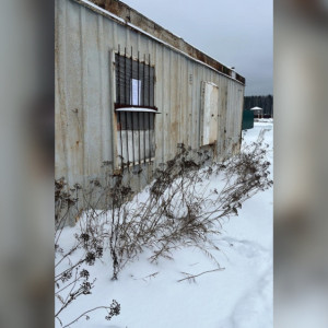 Во Владимире снесут бесхозный строительный вагончик