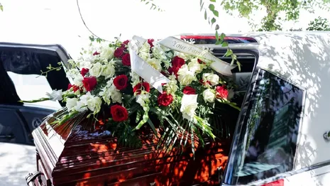 Во Владимире похоронному бюро выписали штраф в 1 млн за покупку в МВД данных об умерших 
