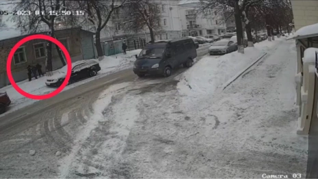 Во Владимире хулиганы закинули петарду в окно квартиры с 11-летним ребенком внутри