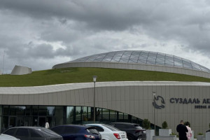 Аквапарк в Суздале открылся после пожара