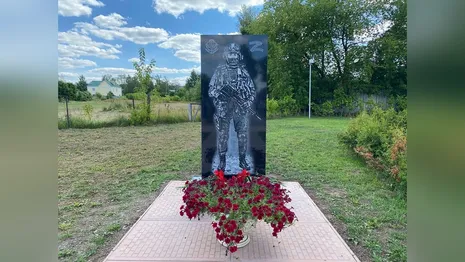 В Гусь-Хрустальном открыли мемориал в честь погибших на Украине военных