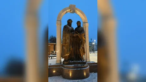 В Пермском крае открыли памятник муромским Петру и Февронии