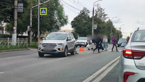 На проспекте Ленина во Владимире столкнулись две иномарки