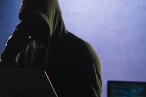 В Муроме задержали 24-летнего курьера телефонных мошенников