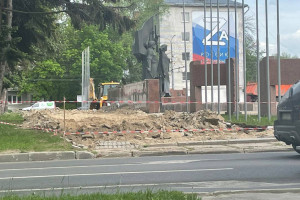 Во Владимире начали ремонтировать площадь Победы