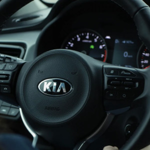 Следком отказался заводить дело из-за покупки чиновниками из Собинки Kia за 5 миллионов