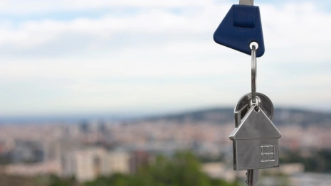 В первом квартале продажи ипотеки в России снизились на 42%