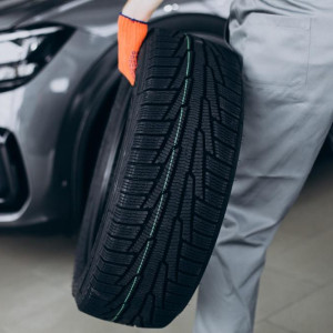 Когда «переобуваться» владимирским автомобилистам в 2025 году?