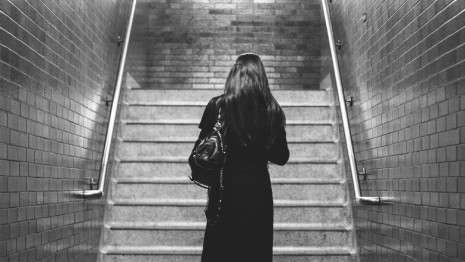 Пропавшую во Владимирской области женщину в оранжевой майке нашли живой