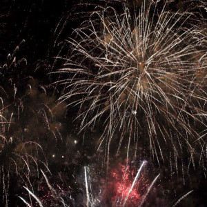 Появились первые видео салюта на День города во Владимире