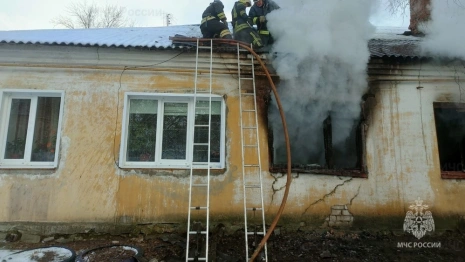 При пожаре на улице Казарма в Муроме погиб человек