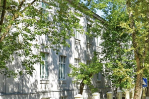 В Коврове отремонтируют крышу гимназии 1914 года постройки