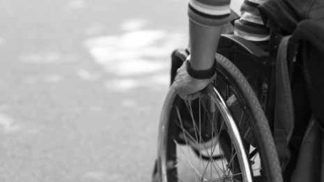 Во Владимирской области инвалид-колясочник живет в доме без газа и санузла