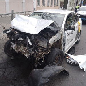 Во Владимире две пассажирки пострадали в аварии с такси