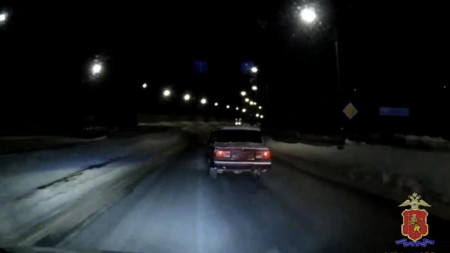 В Лакинске полицейские устроили погоню со стрельбой за 17-летним угонщиком «Вишневой семерки»